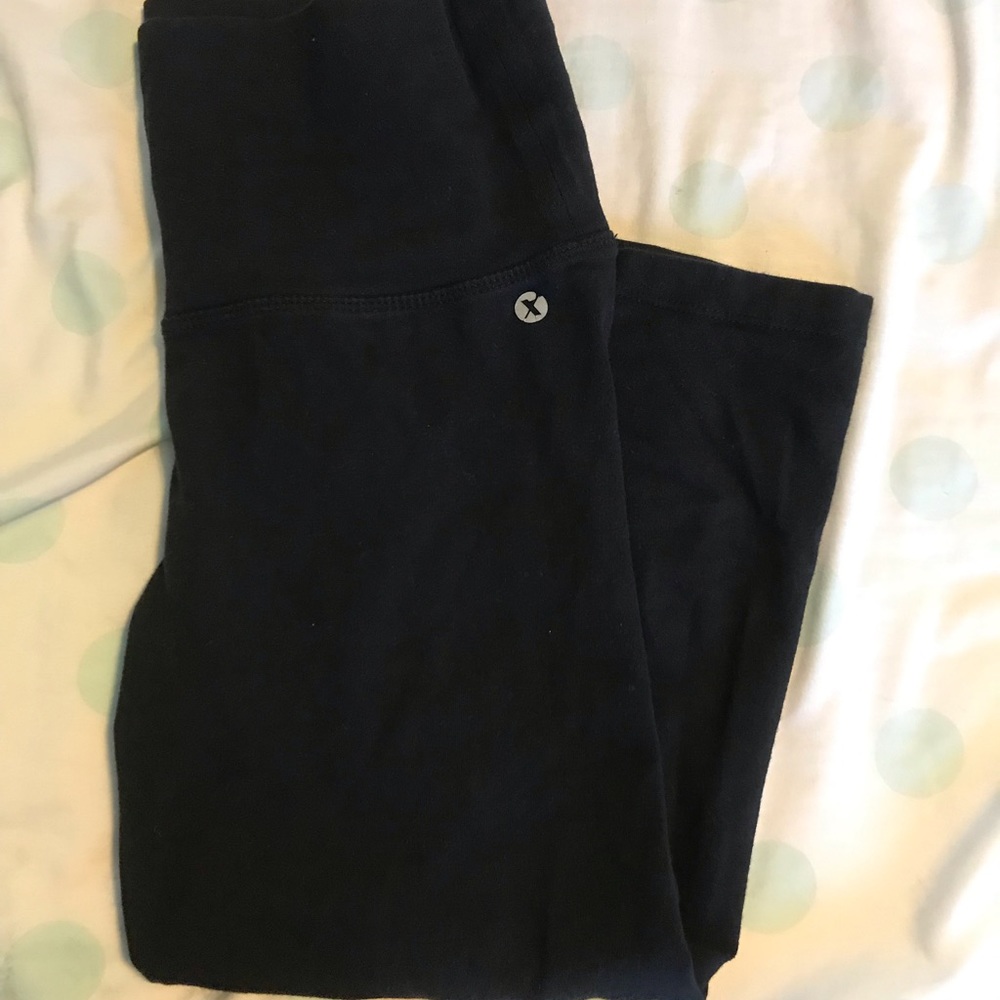 Black Knee Leggings